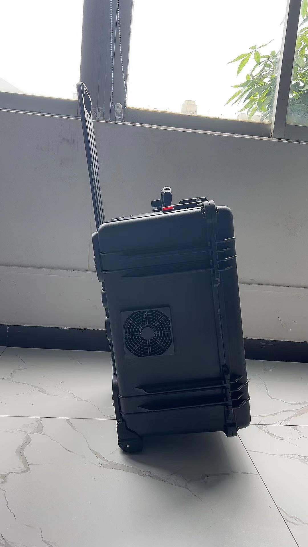 澄迈手拉箱型移动通信干扰器